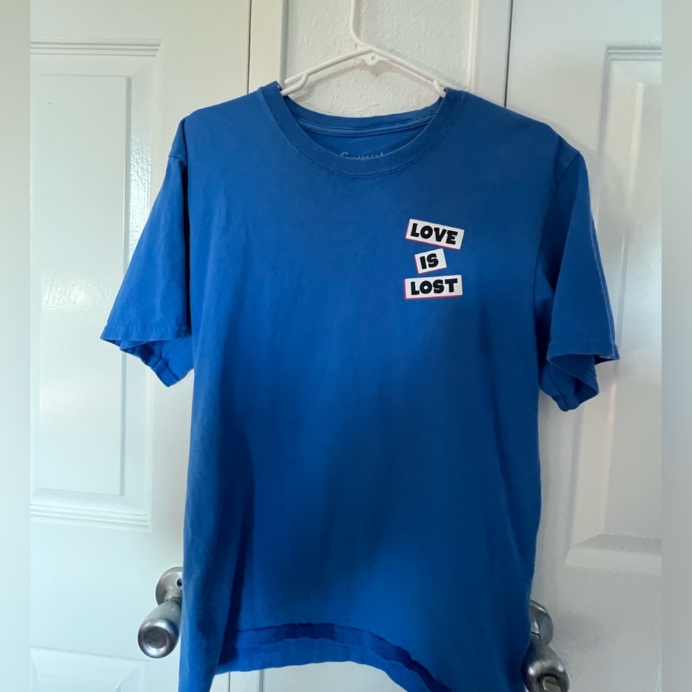 Love is lost blue graphic tee